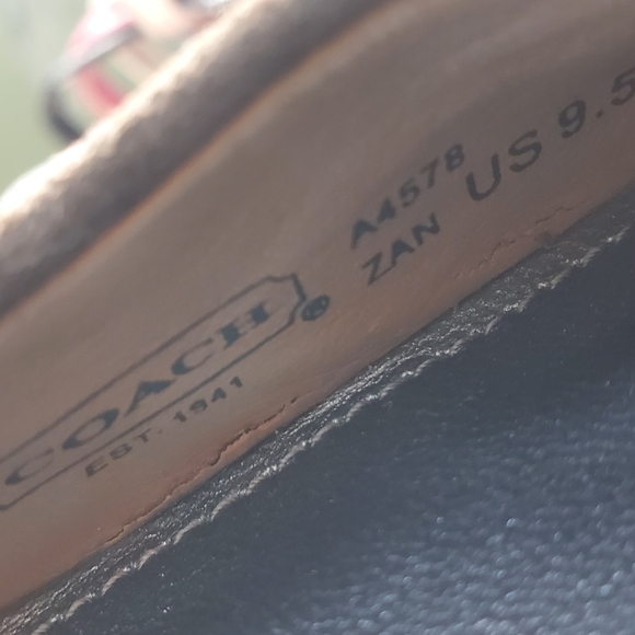 2 NEW Pairs of Women's Heels - Picture 7 of 10